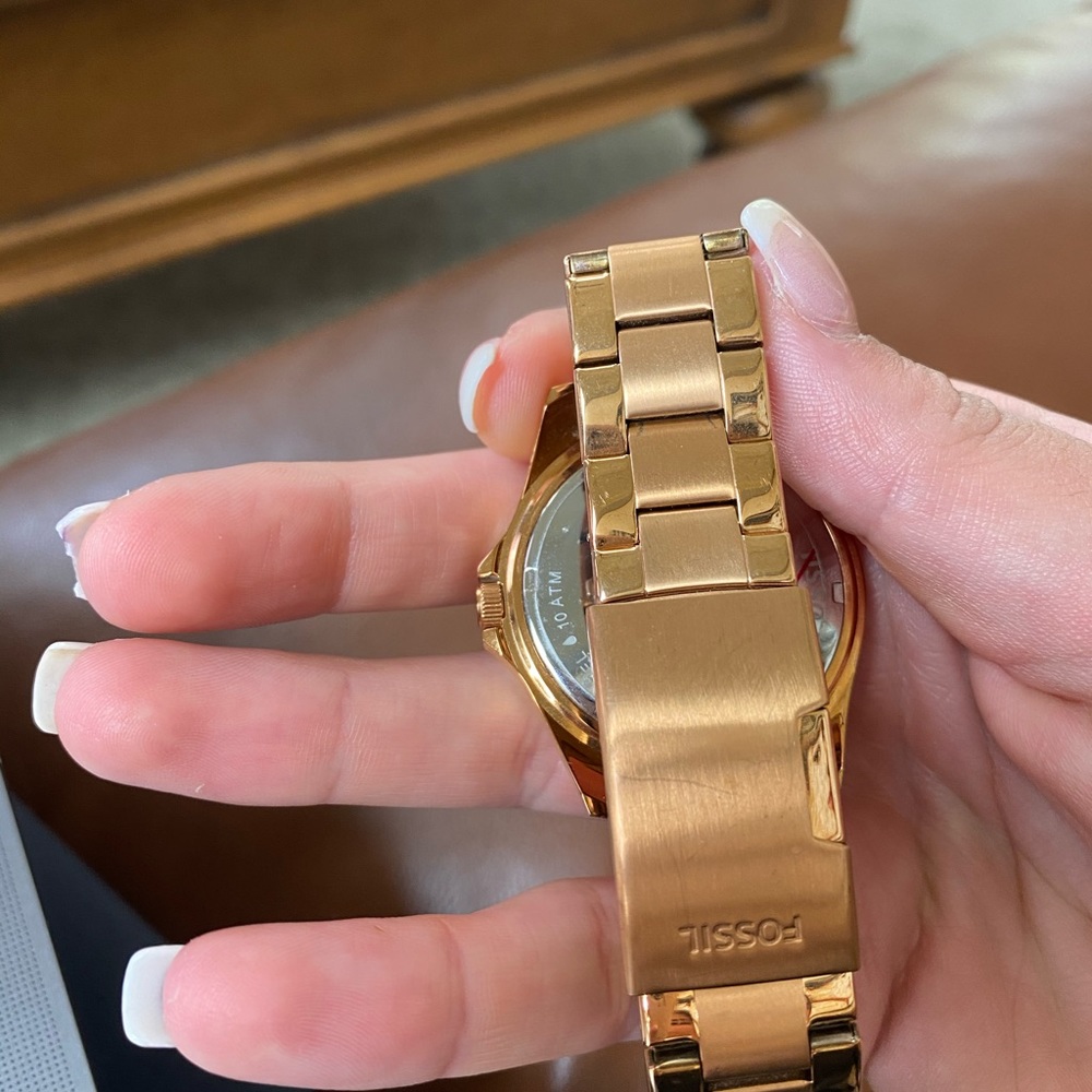 Fossil Watch - Picture 3 of 4